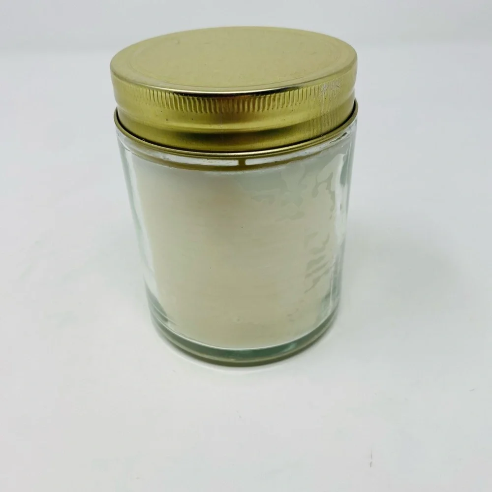 NEW - Scented Candle Peppermint Twist with Gold Lid